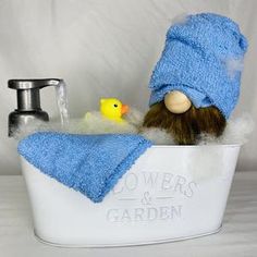 gnome in a tub