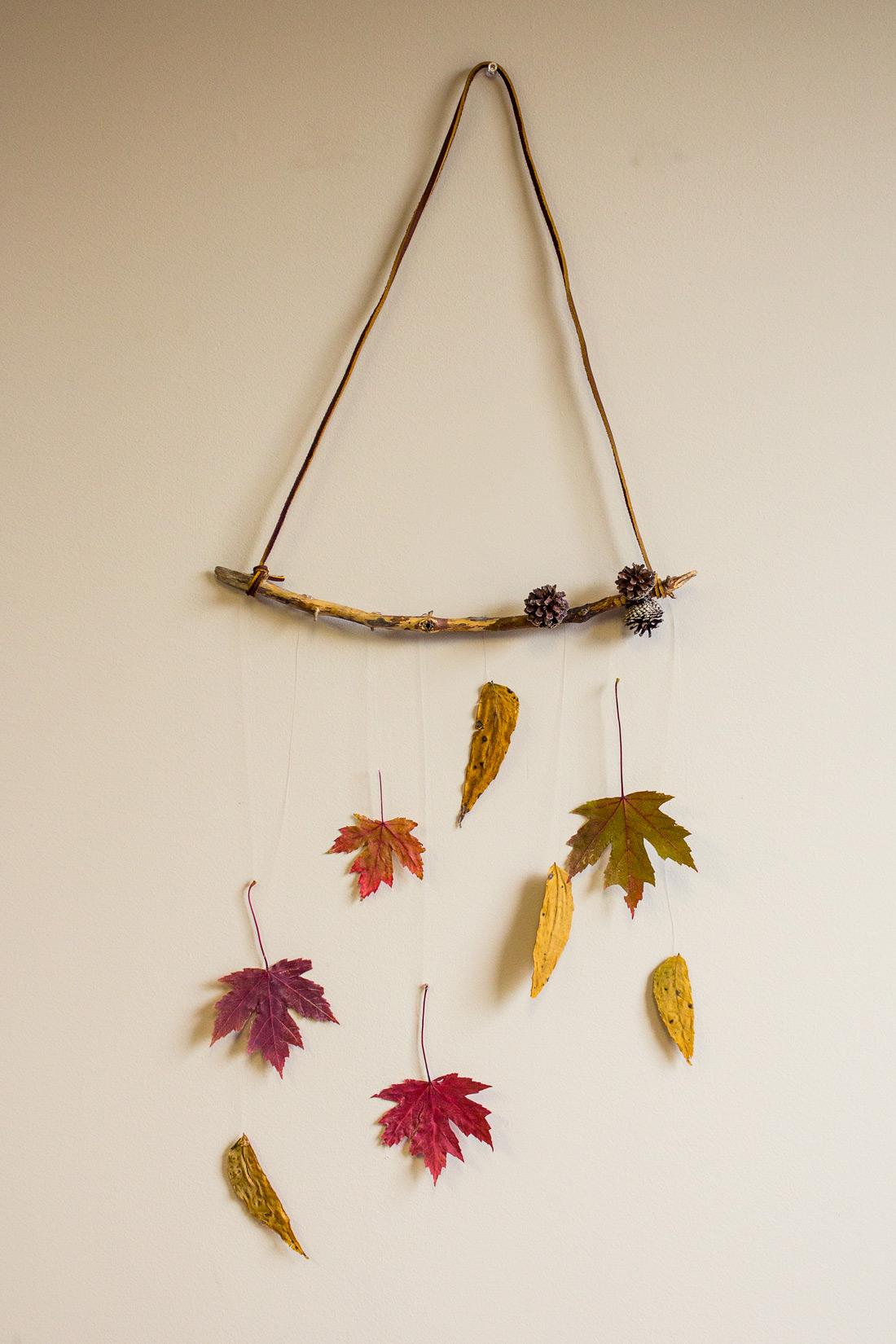 DIY LEAF MOBILE